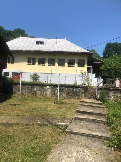 Vezi toate fotografiile acestui imobil
