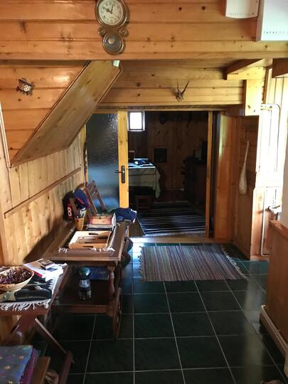 77fb646e-d78d-4b47-b5ab-ca2e801f3af2