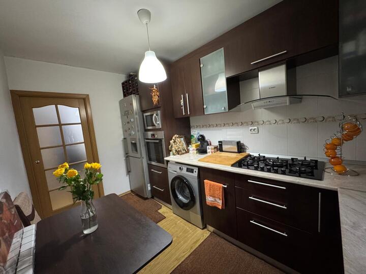 Ea0853ff-c37d-4e5e-8971-3bd537de8828