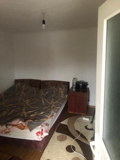 9821d85b-ec51-43c0-a3d2-0e7080463a06