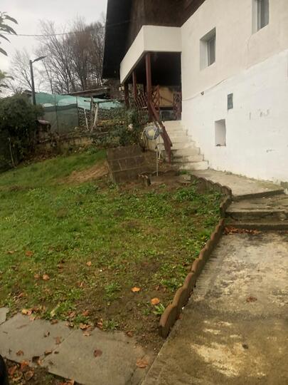 Df3b05a4-2a49-4da1-9a5e-4d0c25a91895