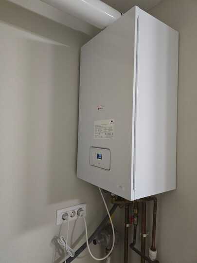 D13512fd-9006-4995-9080-7696cfa19303