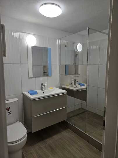 924540ce-2c8a-4536-a978-3cc094a3382d