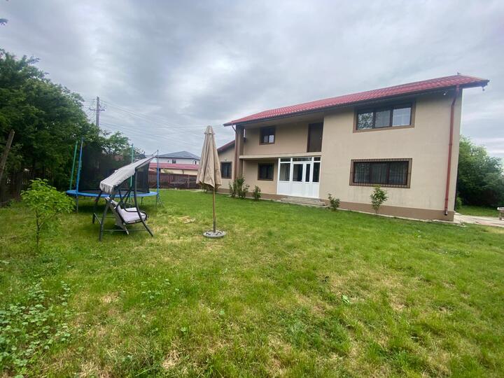 Vezi toate fotografiile acestui imobil